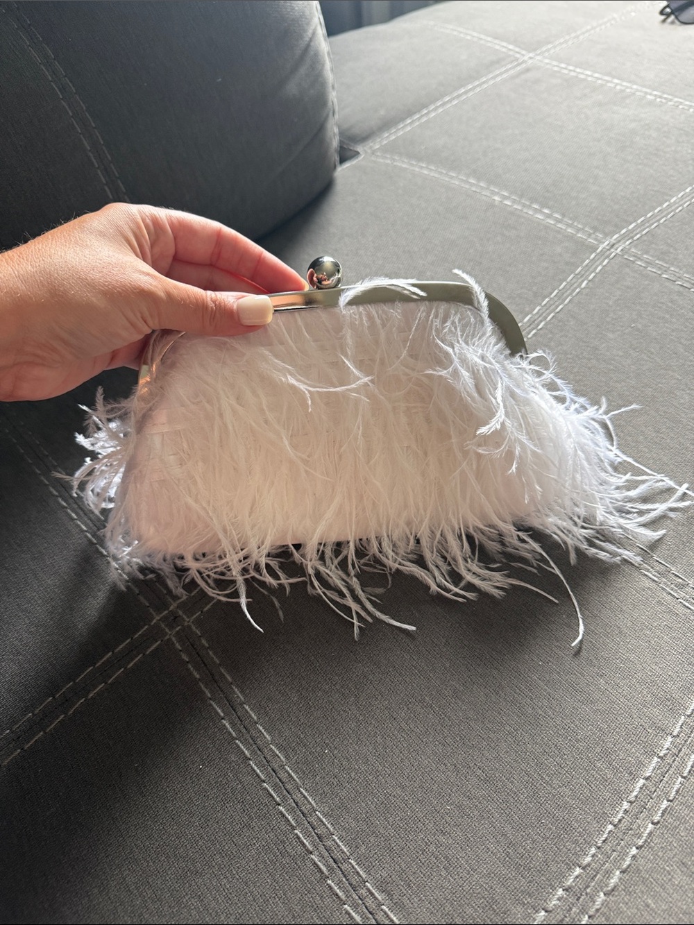 White Feather Frame Clutch - Elegant Evening Bag